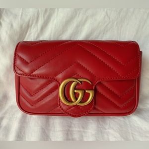 Gucci GG Marmont Super Mini
